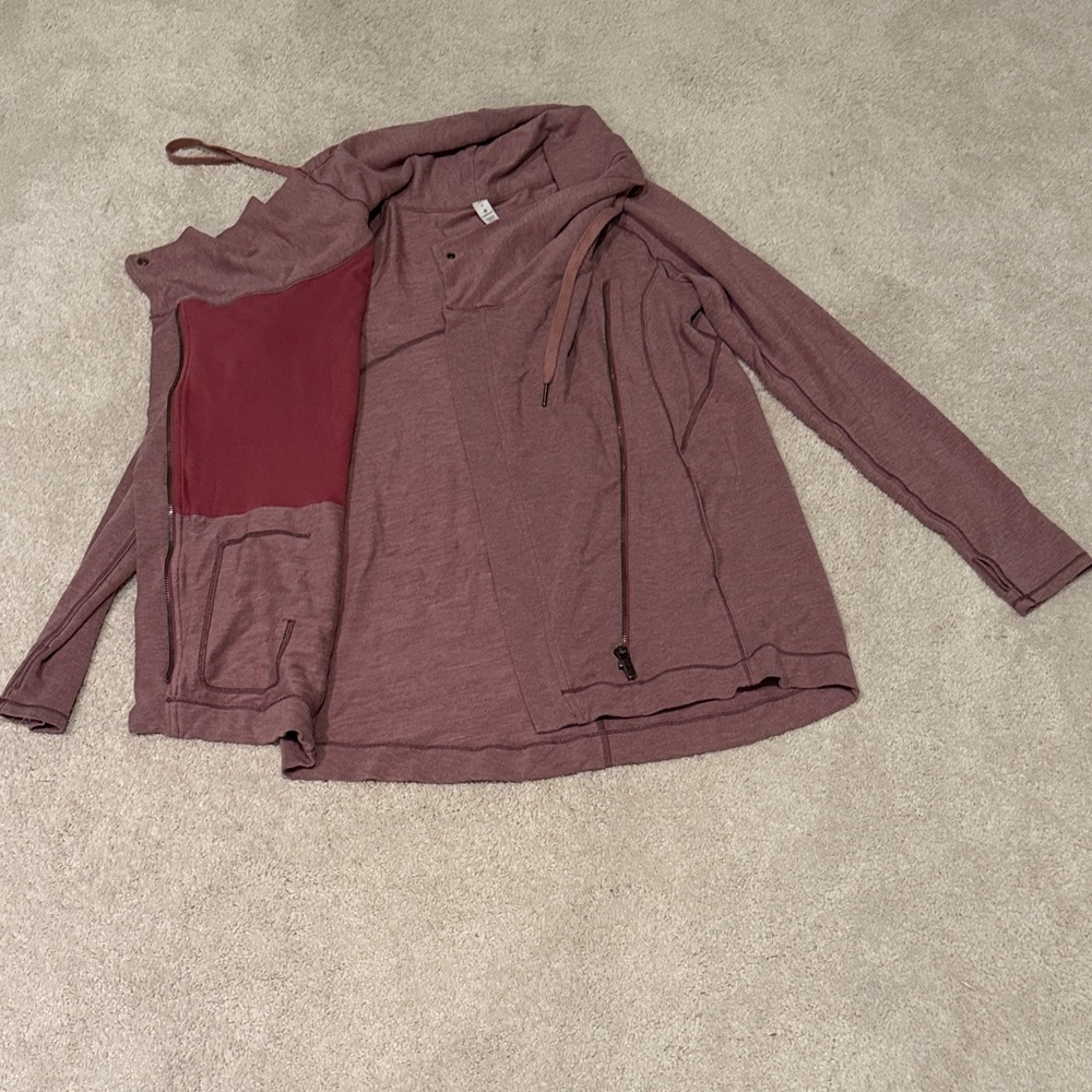 lululemon athletica Mauve Jacket with Burgundy Detail
